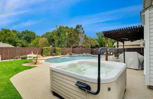 The Best of DFW - Pool Hot Tub Cinema Room - Foto 2