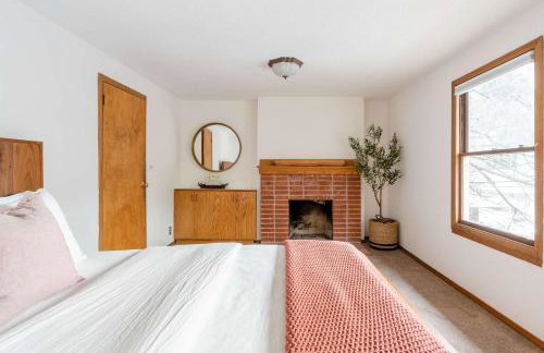 Stay Portland - 3BR Craftsman - Vintage Charm - Great Location - Foto 12