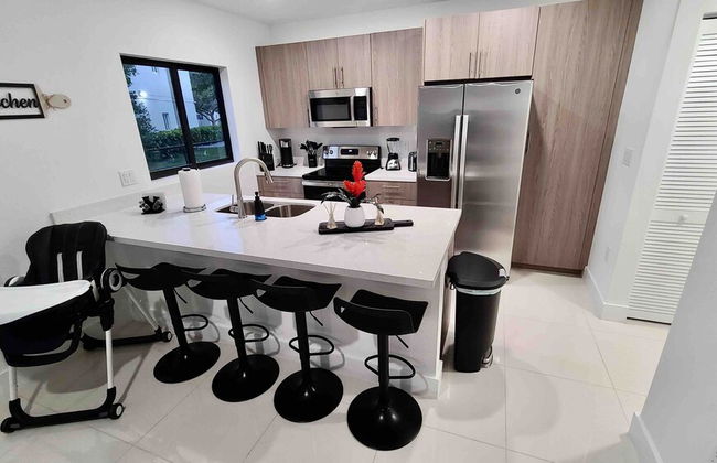 Green Luxurious 5BD Jungle House by FL Keys MIA - Foto 8