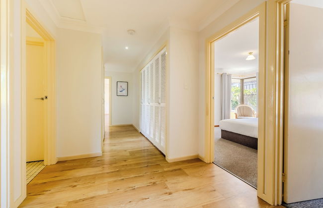 Morning Light Beach House - Photo 1