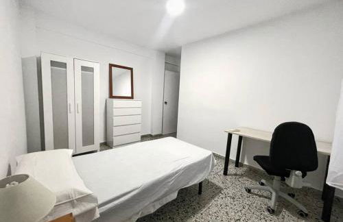 Piso completo en Calle Rafael - Photo 2