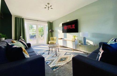 uSnooz I Charming 4-Bed Halifax Home with Garden - Foto 3