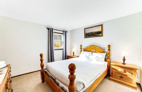 Antler Lake House - Photo 15