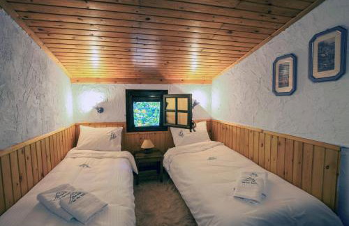 Dandy Villas Agoriani - Chalet Kallisti - Fireplace - Up to 6 - Foto 18