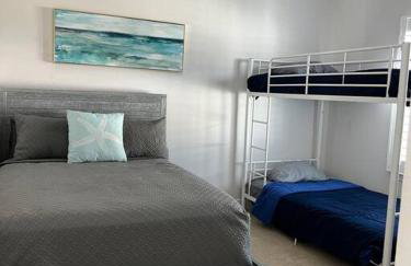 Luxurious Modern Townhouse right across beach!! Table Tennis - Foto 30