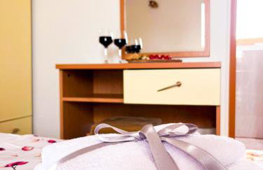 MarVil Cozy Rooms with Private Terrace and Free Parking - Foto 9