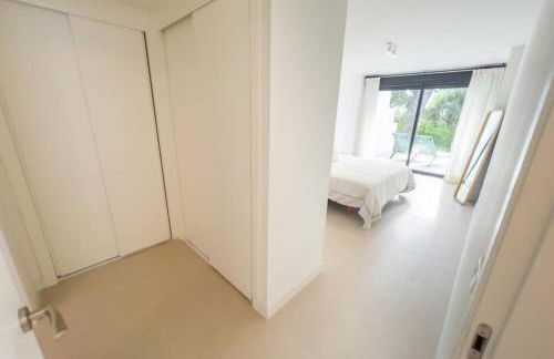 Bajo con Jardín en la Milla de Oro - Foto 37