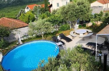 Villa Ivana-20 minutes from Split - Foto 1