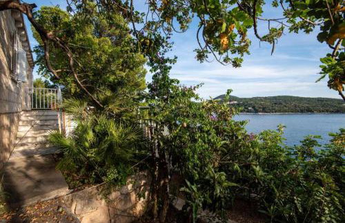 Diamond Sea - Vacation House with Private Parking and a Big Terrace over the Sea - Photo 7