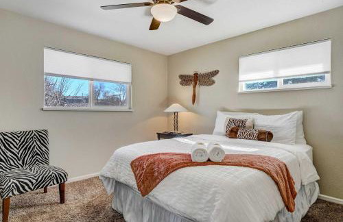 Crestpoint Court Family Multi-Level Near UCCS & BBQ - Foto 24