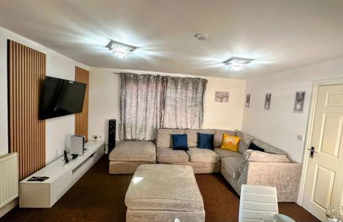 2Bedroom Gem at Golborne, Warrington with Free Parking - Contractor Friendly - Foto 6