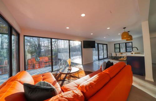 Brand New House with Huge Patio - Photo 3