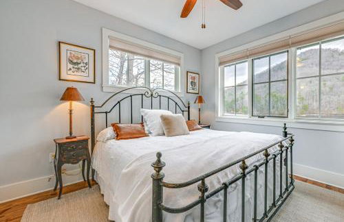 Direct Lake Access and Fire Pit Tuckasegee Cottage! - Foto 13