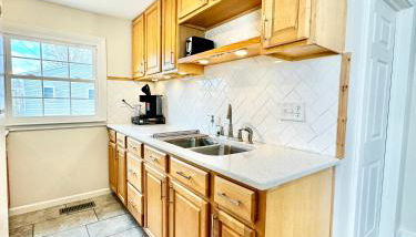 Trojan Hideaway on First Street - Foto 4