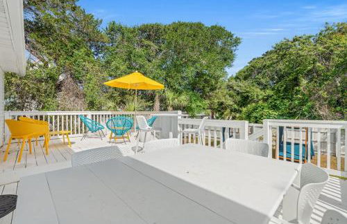 Sunshine House #1-Selfie-Friendly - Steps to Beach - Foto 45