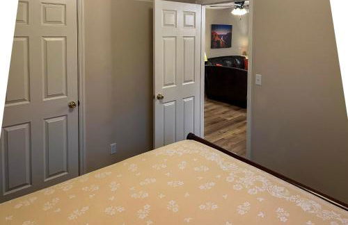 Creekfront Cabin Near Chattanooga with Hot Tub! - Foto 15