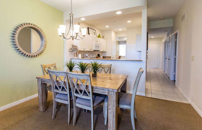 Messina Vacation Rental at Lely Resort. Spacious 3-BR, 2-Bath Condo with Lake Views and Handicap Accessibility. Enjoy Community Pool, Hot Tub, and Proximity to Naples Beaches and Dining - Foto 8