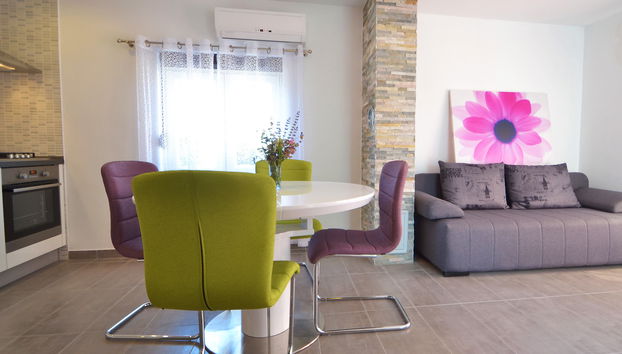 Ivan - Foto 3, Inside other