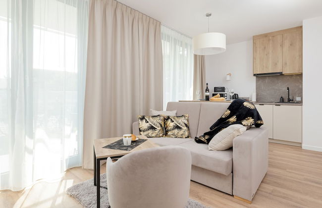 Jantaris Apartments by Renters - Photo 58