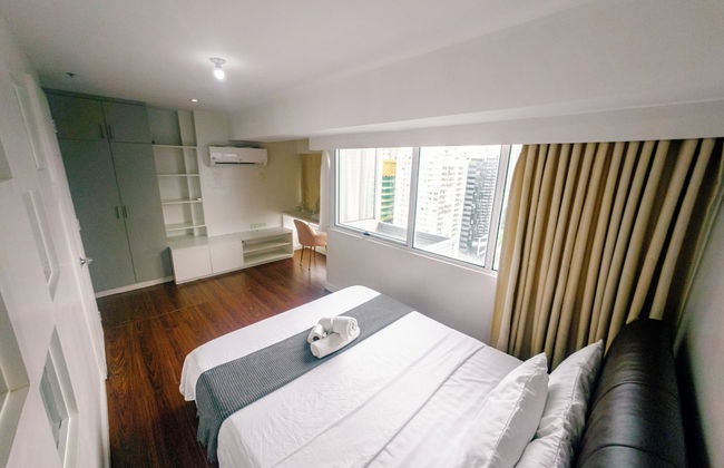 COZI modern loft suite at BGC - Photo 32