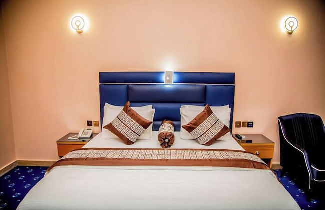 Villa Hilton Hotels and Apartments - Foto 10