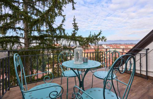 Uptown Palace Penthouse 2BR with Terrace by Irundo - Foto 23