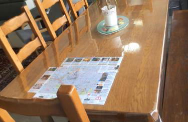 BedinReims "burgundy bottle" 110m2 Exceptional, 4 chambres doubles, 2 bain, free park & wifi, tout équipé - Foto 11