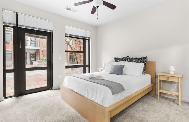 DC Charm in Crystal Apartments - Foto 11