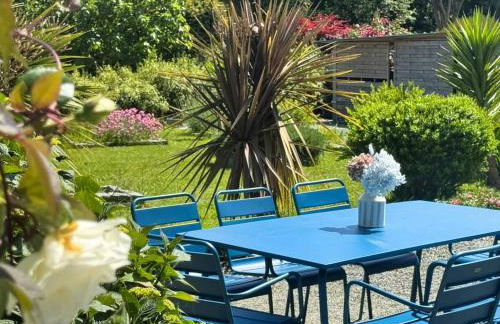 Les Galets - family house in the village of Guimaec 8p - Foto 1