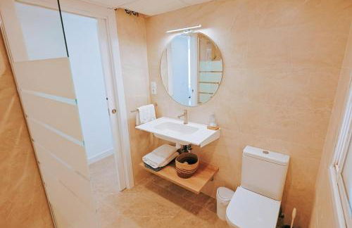 Apartamento prémium con 5 Piscinas Barbacoa Tenis Frontenis - Foto 31