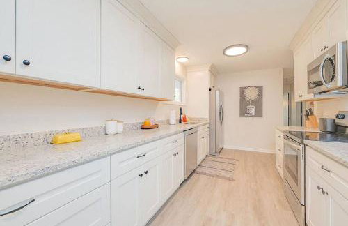 Next to CNU New Listing with Beautiful Finishes - Foto 31