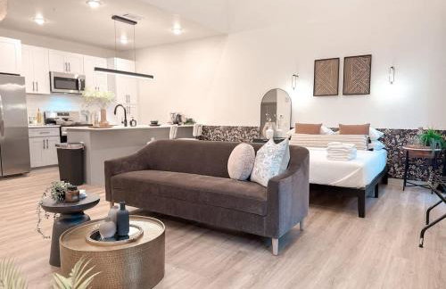 Roseland Studio - DT - DeepEllum - LowerGreenville - Photo 3