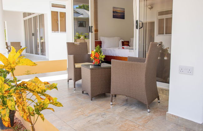 Macmillan's Holiday Villas - Foto 32