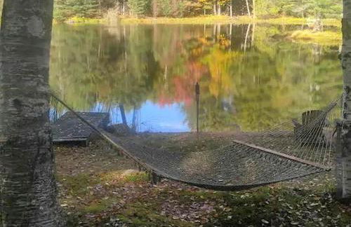 Charming Tiny House Rental with a Wood-Burning Fireplace near Gore Mountain, New York - Photo 16
