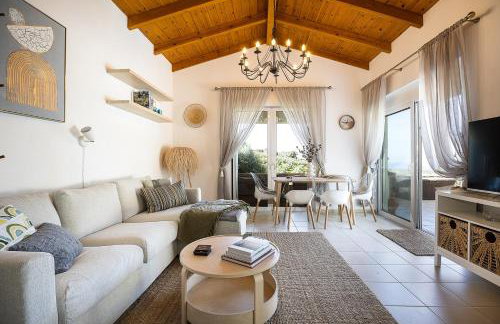 Villa Olive Blue, Adults Only - Photo 3