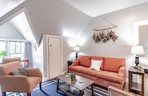 Dauphin District Darling #3-Downtown, Restaurants - Photo 22