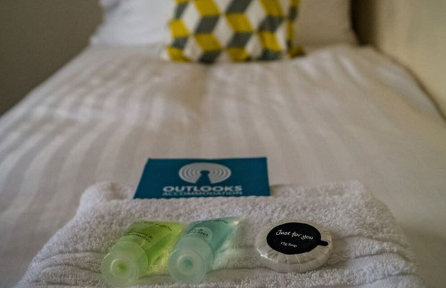 The Roman Gathering 5 Bed - Sleeps 12 City Centre - Photo 8