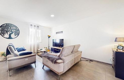 4 Bedroom Amazing Home In Sanilhac - Foto 12