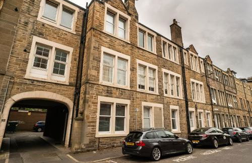 2BD Loft Style Apt - Edinburgh - Free Parking - Pass the Keys - Foto 63