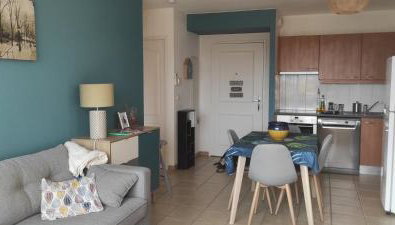 Appartement avec grande terrasse à 15 mn de la mer - Foto 5