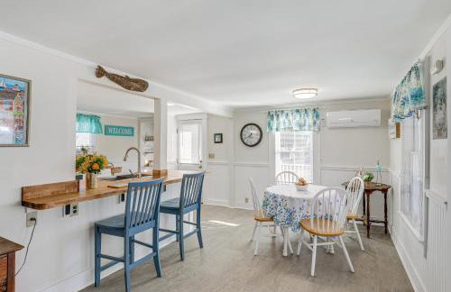 Plum Island Retreat about 1-Block Walk to Beach! - Foto 8