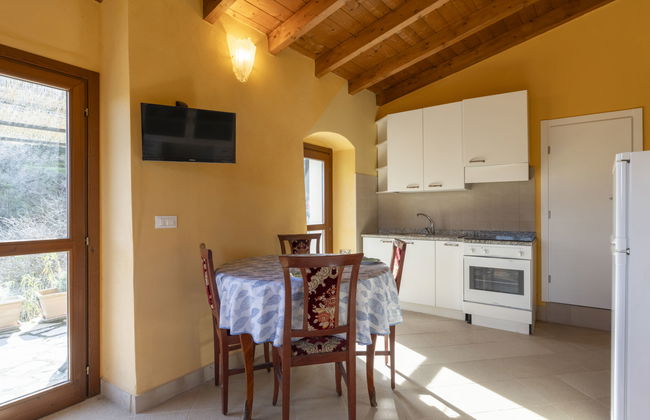 2 bedroom Apartment in Prelà with swimming pool and garden - Photo 9
