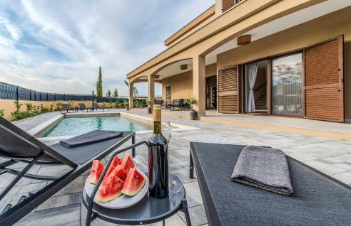 4 Bedroom Cozy Home In Jovici - Photo 8