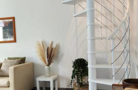 Stilvolle zwei Etagenwohnung, Parkplatz - Foto 17