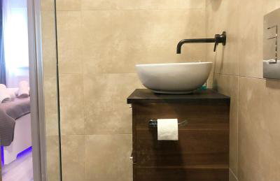 Apartment Zagreb Jacuzzi - Photo 30