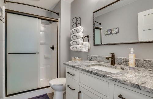 Hot Tub and Dock Beachfront Oasis in Stockholm! - Foto 16