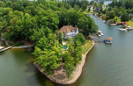 Private Dock, Pool + Hottub, Game Room, Firepit Paradise Pointe by Avantstay - Foto 17