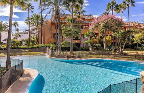 Ap. en Los Monteros - Marbella - Foto 3