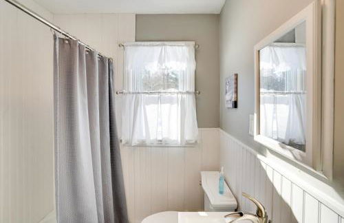 Cozy Southern Vermont Home with On-Site Trails - Foto 15