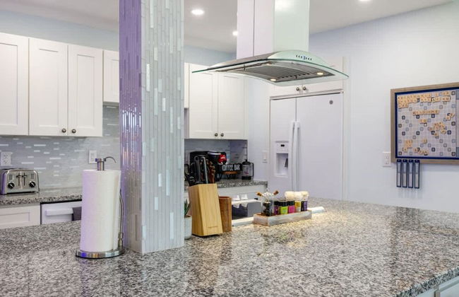 Fun Family-friendly Largo Home Heated Pool - Photo 12